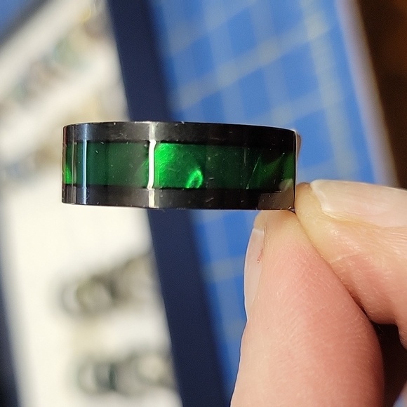 Green & Black Band - Picture 3 of 3